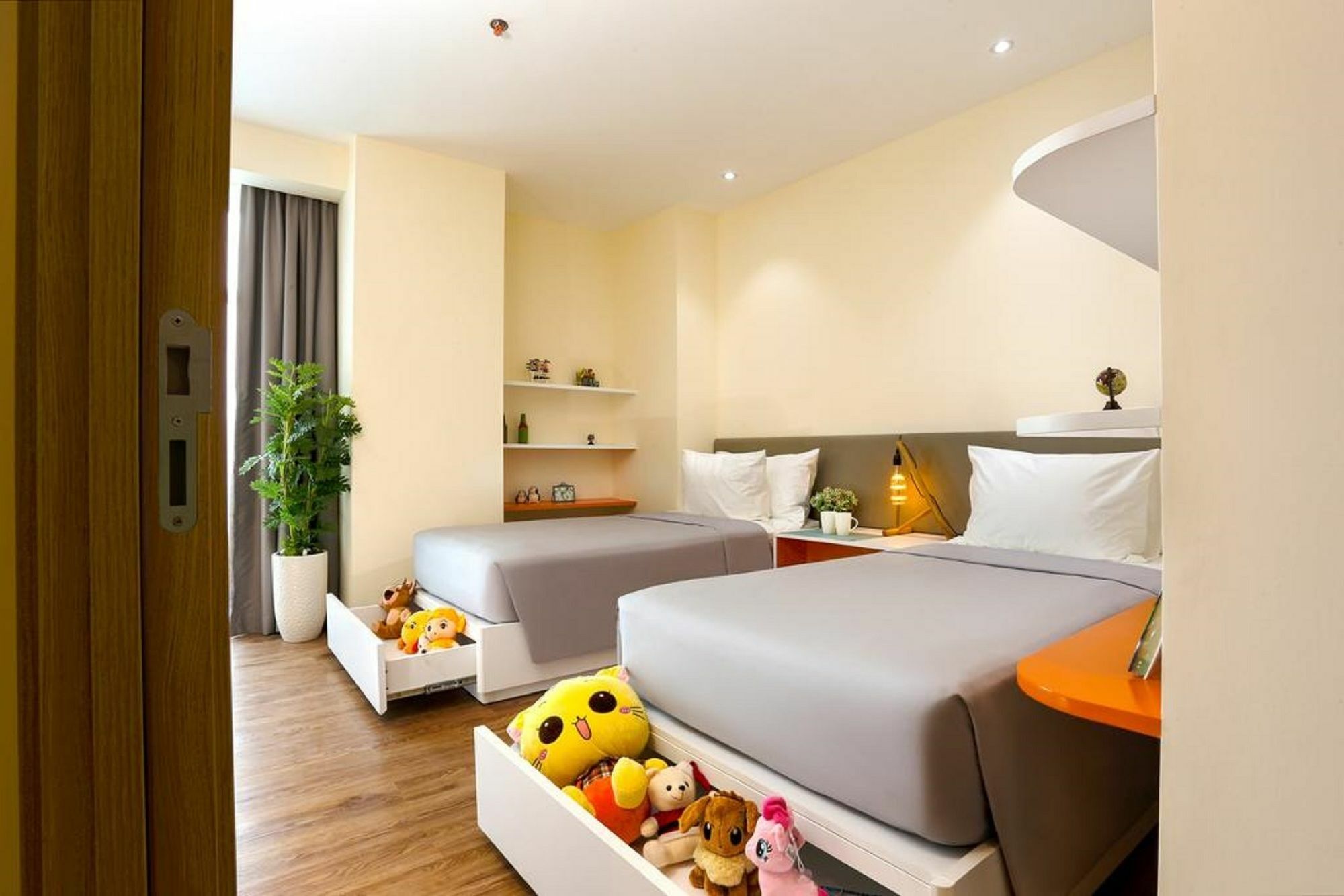 נה טראנג Atlantica Balcony Ocean View Serviced Apartment מראה חיצוני תמונה